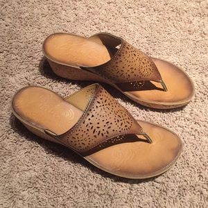 Clark’s Mimmy Charm wedged